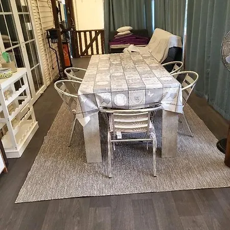 Mobilhome Luxe Chez Cathy * Saint-Tropez